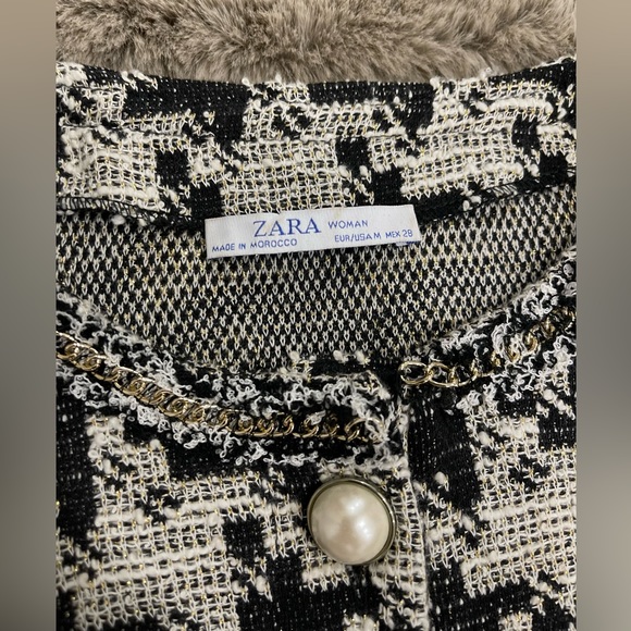 Zara Tweed Dress in Medium - Picture 2 of 11